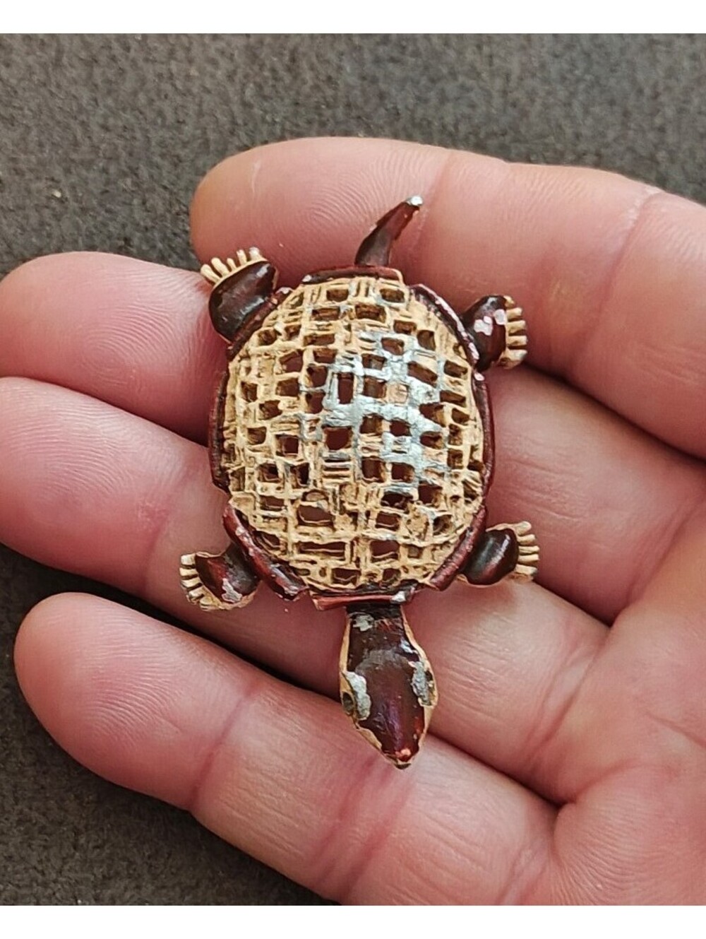 1950s Woven Straw Style Turtle Metal Enamel Brooch Pin